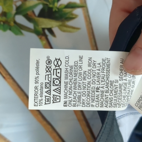 Quicksilver blue striped board shorts size 30 - Picture 4 of 7